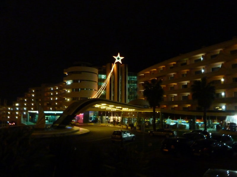 Meie hotell ööpimeduses
